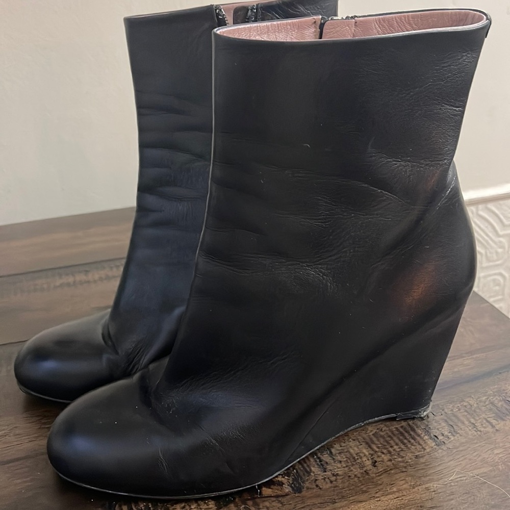Gucci wedge bootie